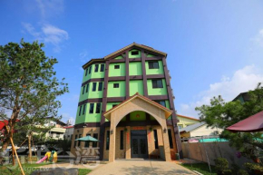 Green Castle Homestay